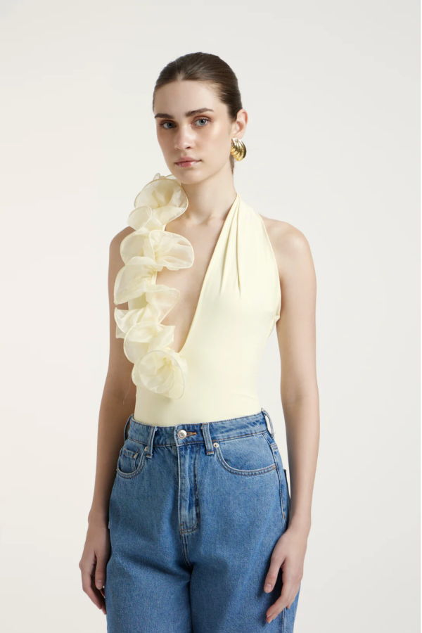 The NKC Store Deme Peony Top - Butter Yellow