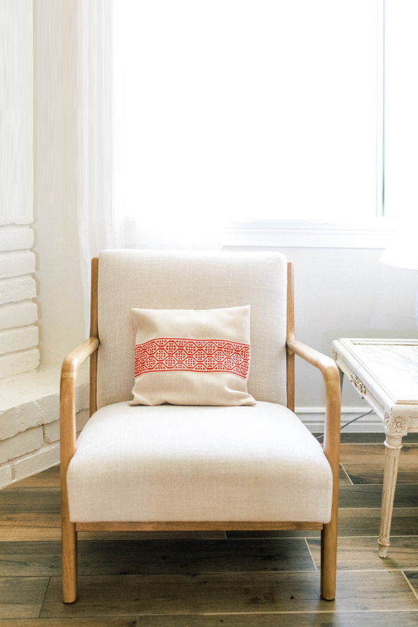 Darzah Palestinian Red Pillow Cover