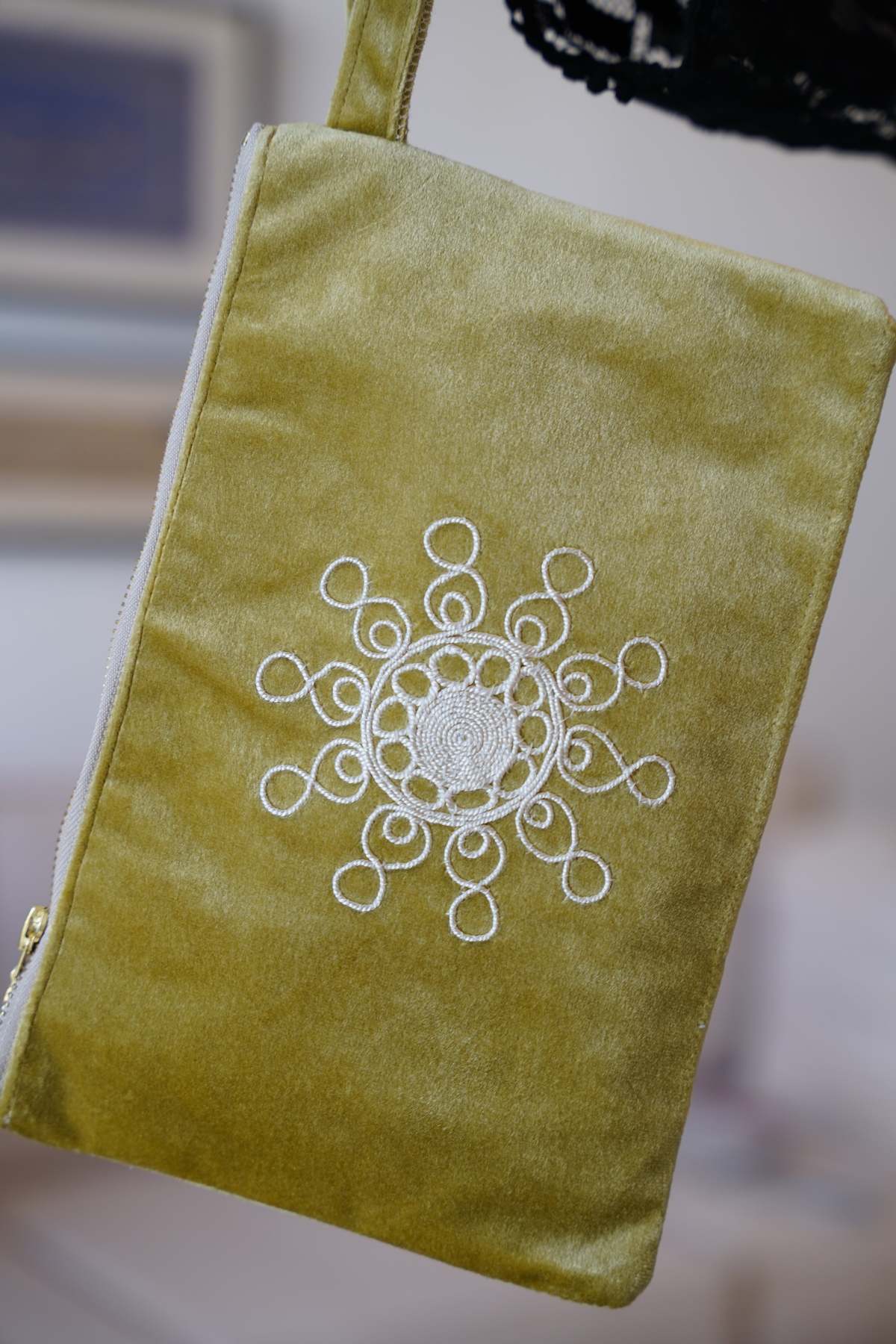 Darzah Tahriri Pouch - Image 4 of 4