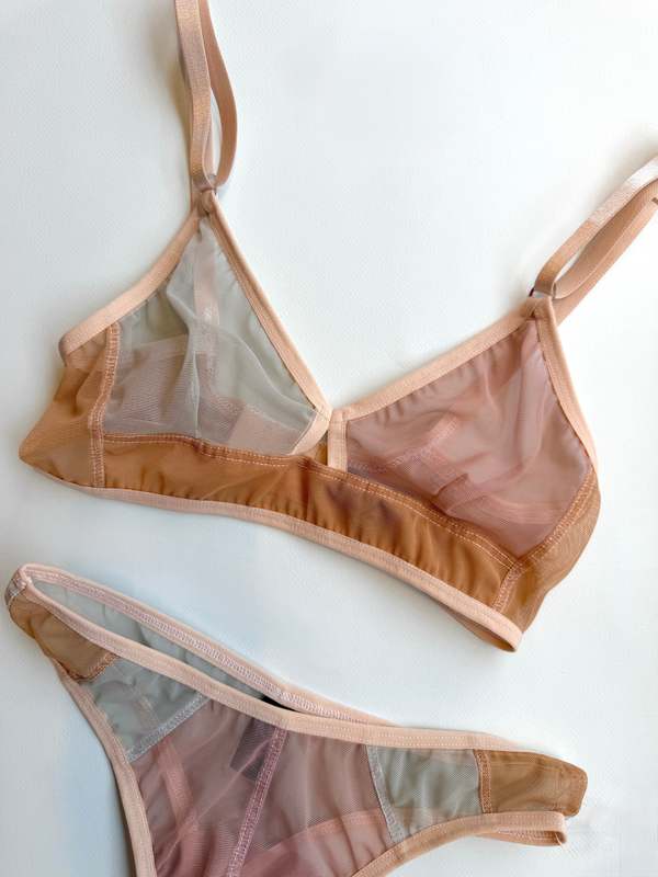 Bully Boy Brick Keyhole Wireless Bra - Blush Combo Bully Boy Brick Keyhole Wireless Bra - Blush Combo