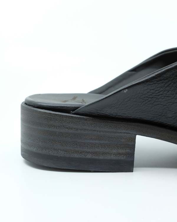 Edward Cuming Leather Bubble Toe Mules