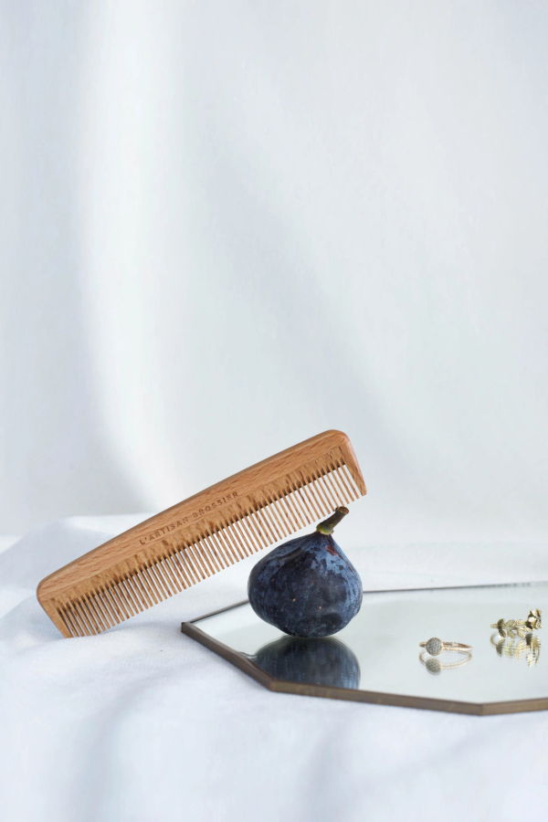 L'Artisan Brossier Small Beech Wood Comb