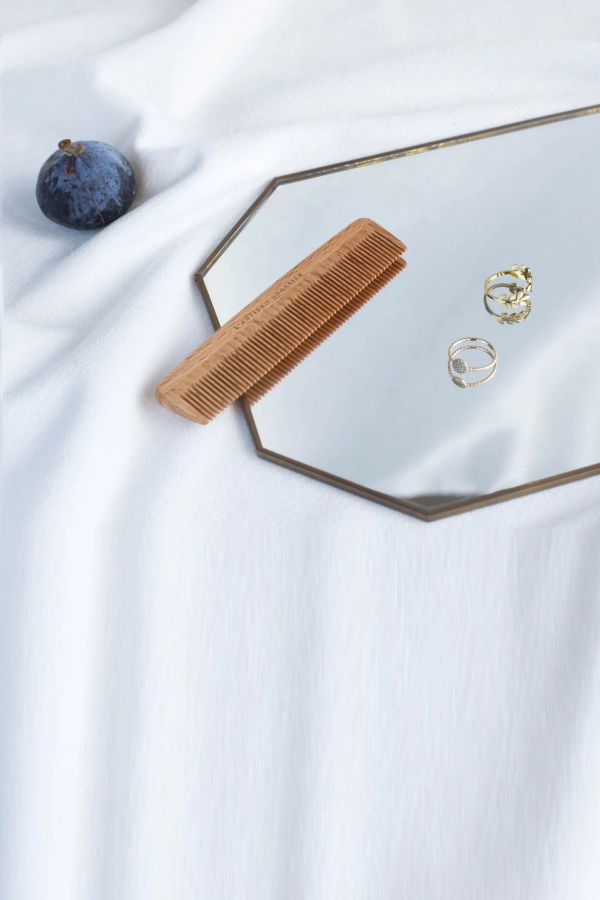 L'Artisan Brossier Small Beech Wood Comb