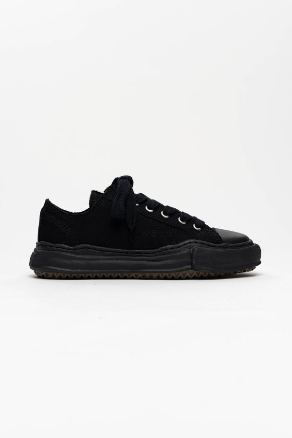 Mihara Yasuhiro Peterson Original Sole Canvas Low-Top Sneaker
