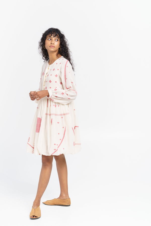 WOC NF Fit and flare gathered dress - White