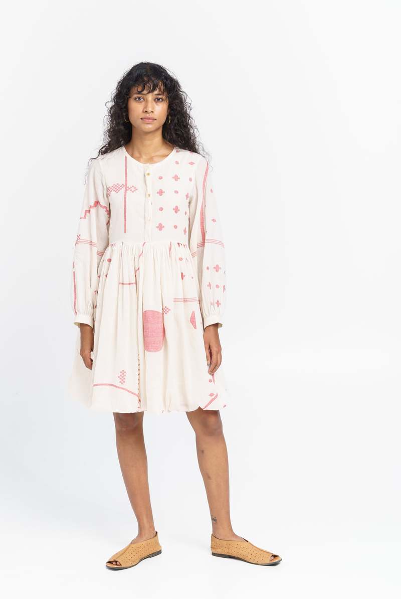 WOC NF Fit and flare gathered dress - White