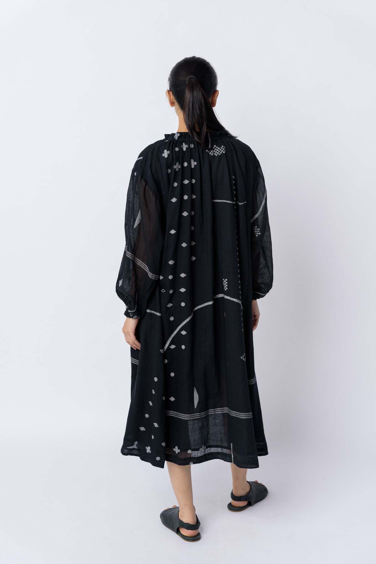 WOC |NF Whimsy flared dress - black - Image 3 of 4