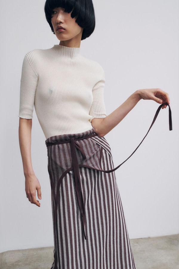 Rus Ibuki Top - Chalk