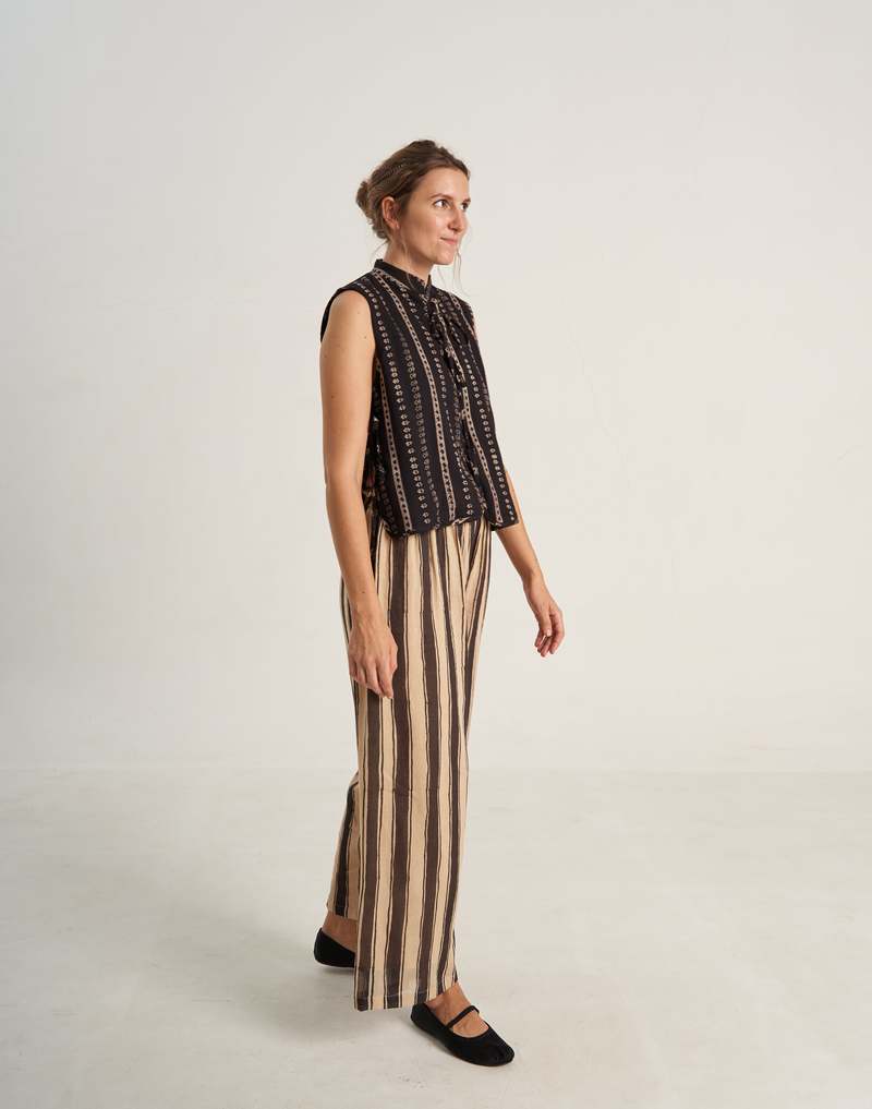 World of Crow Vintage cotton gilet