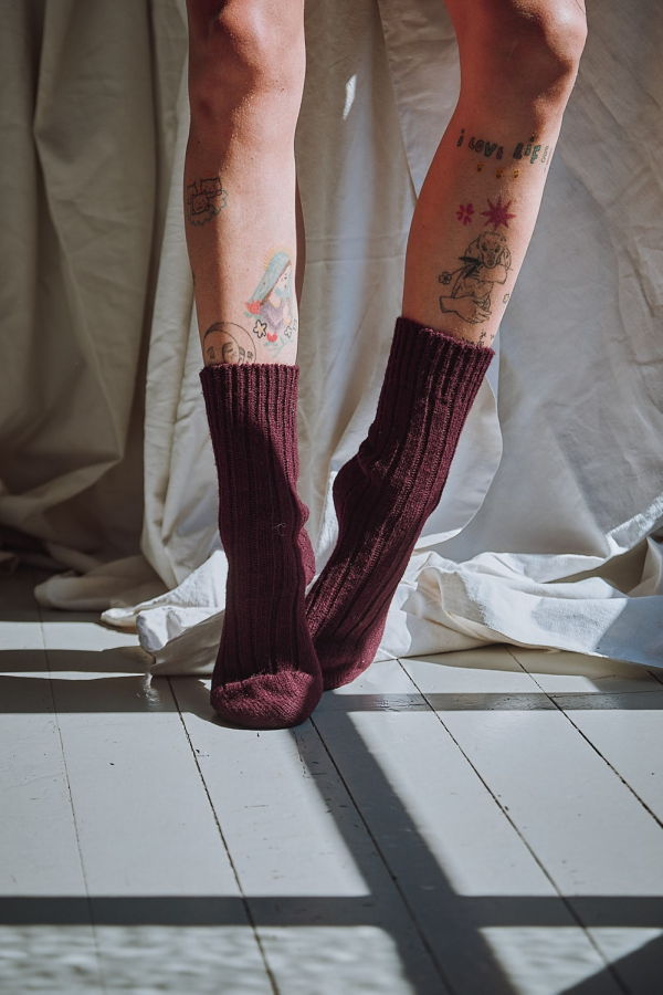 L'ENVERS Berthe Wool Socks - Plum