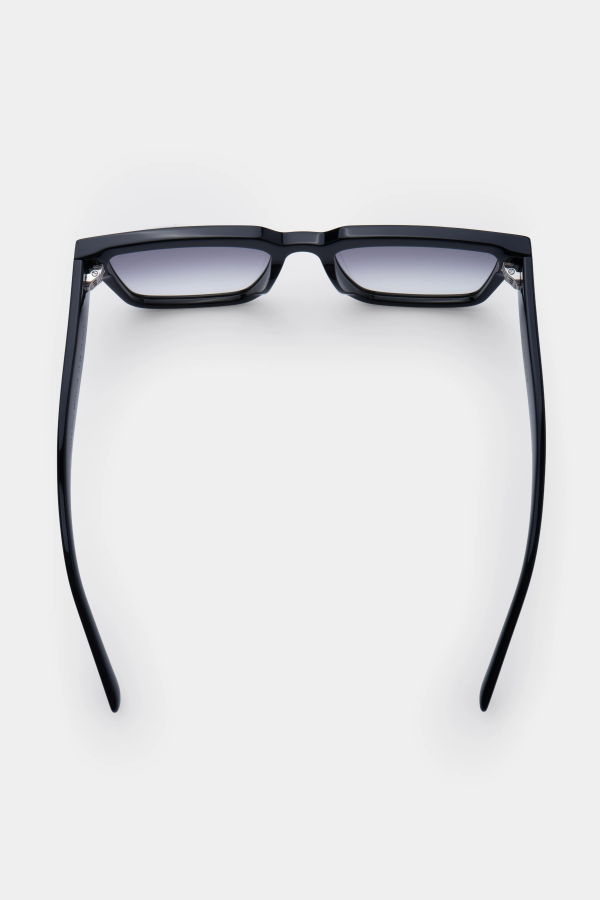 Past Midnight The Frame Sunglasses - Gradient