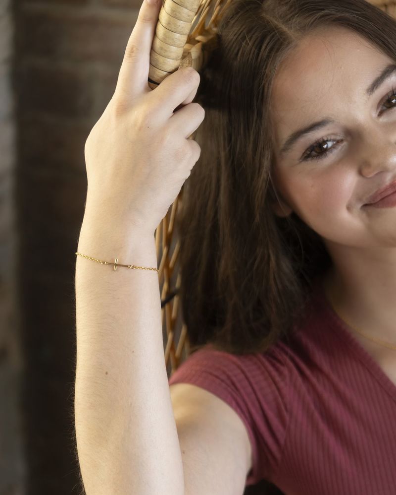 Vi Bella Faith Bracelet - Gold