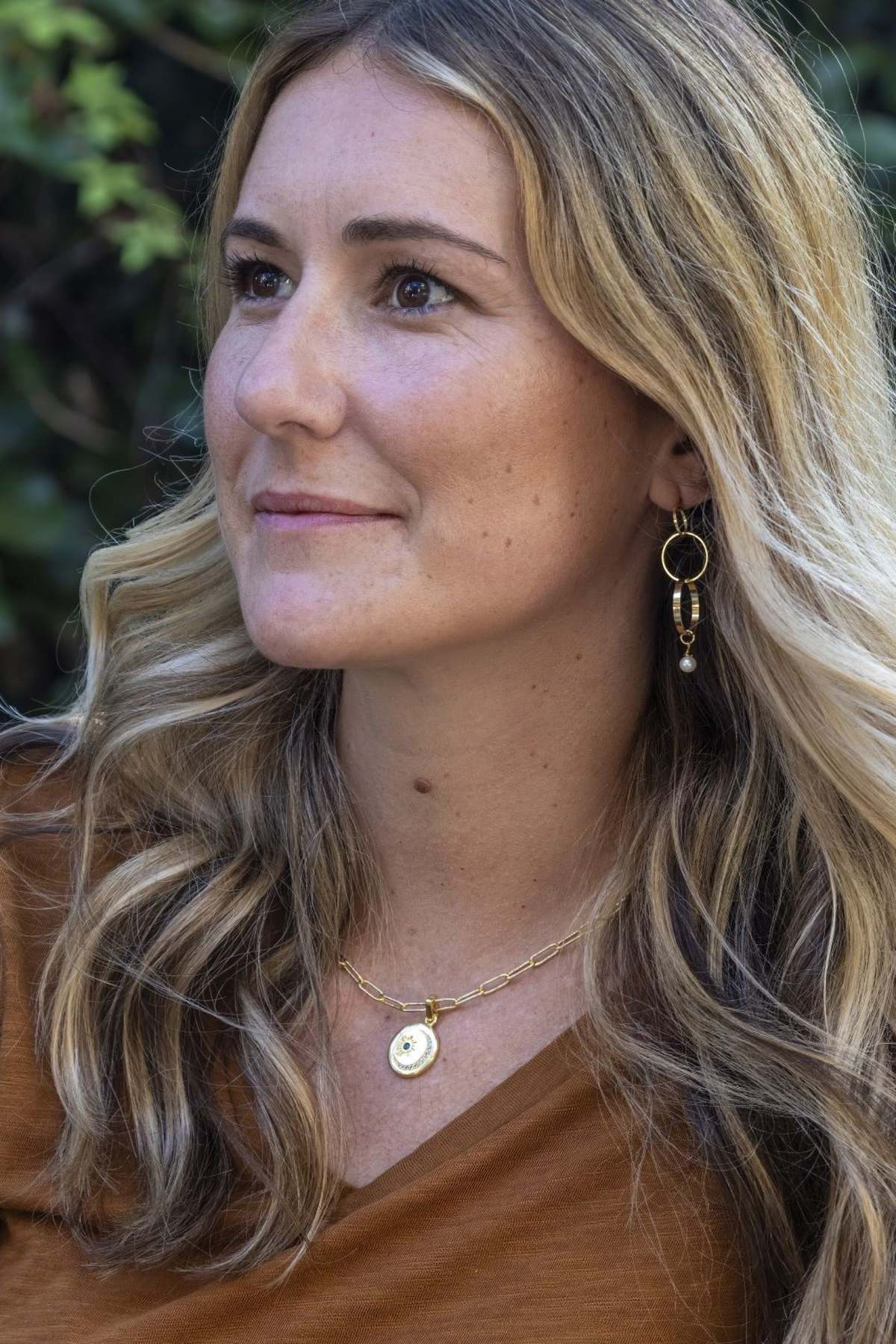 Vi Bella Luna Necklace - Image 6 of 12