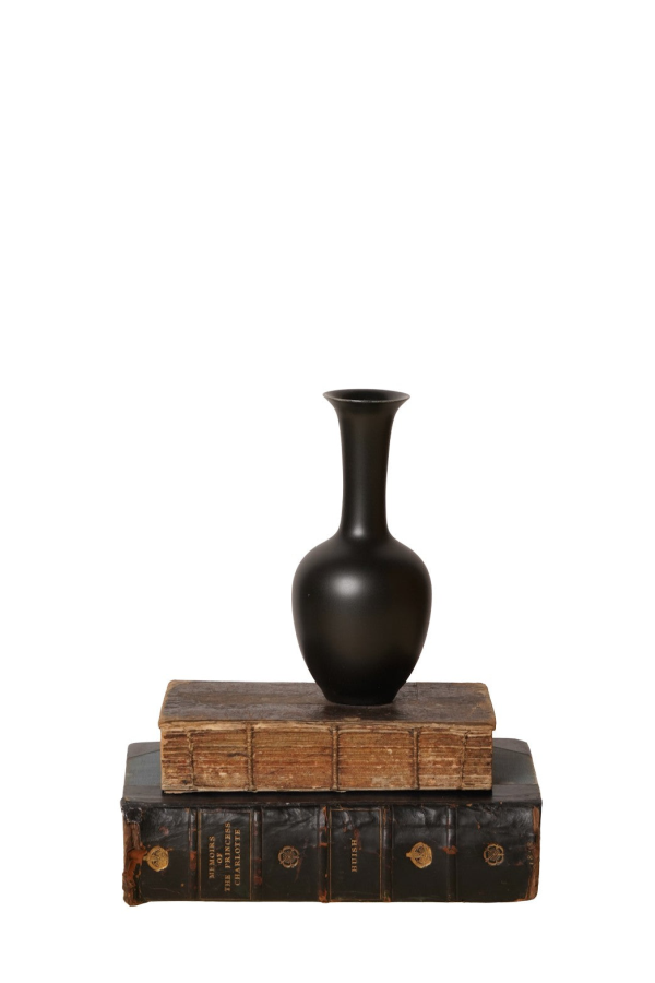 Middle Kingdom Semi-Matte Porcelain Mini Lotus Vase