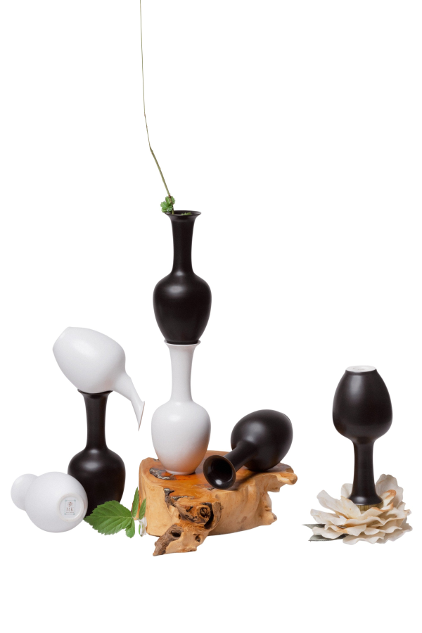 Middle Kingdom Semi-Matte Porcelain Mini Lotus Vase