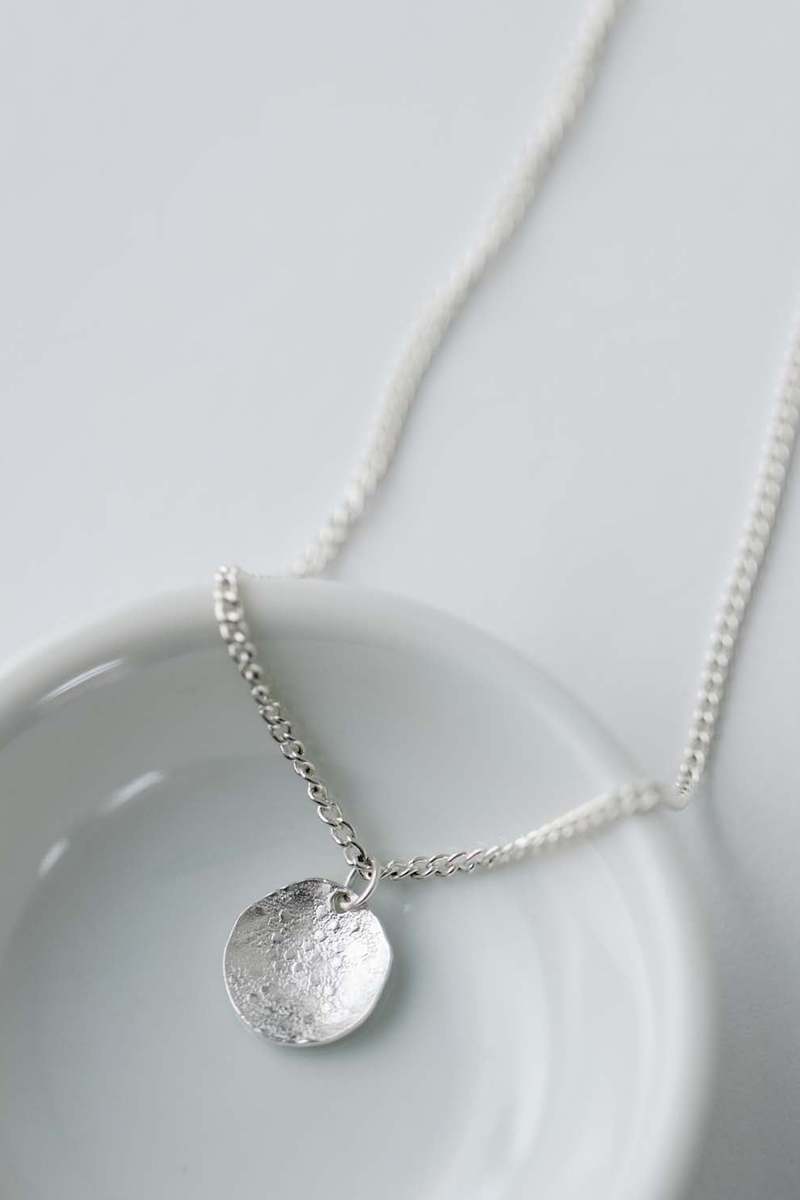 Vi Bella Winnie Necklace