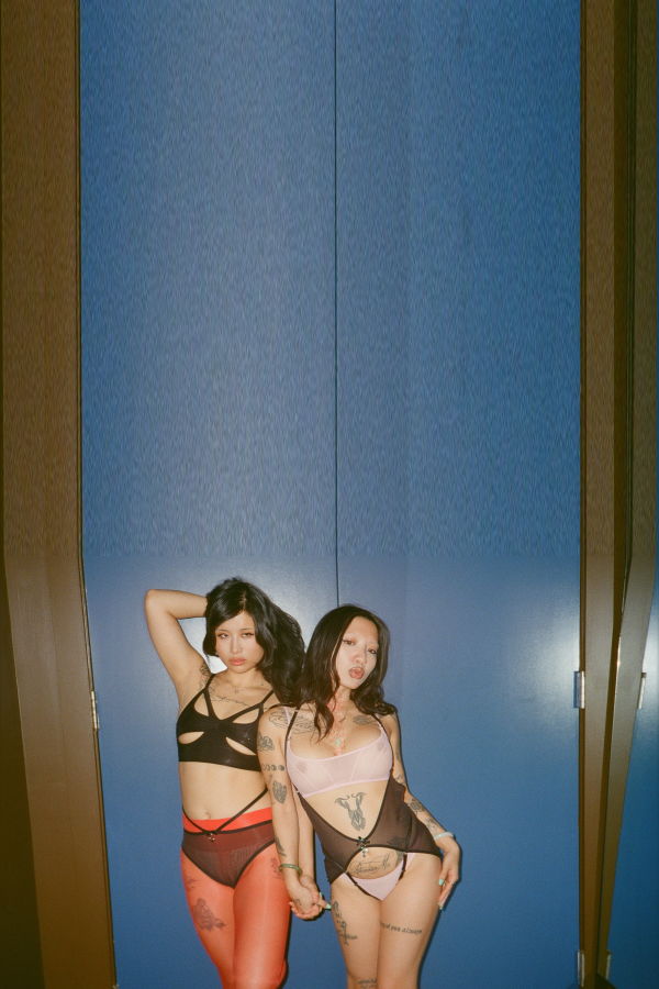 The End Sakura Drops Ouvert Bodysuit - Black