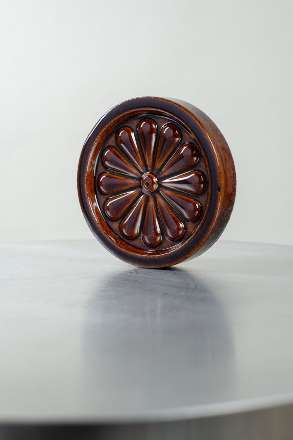 Binu Binu Roof Tile Flower Incense Holder - Earth