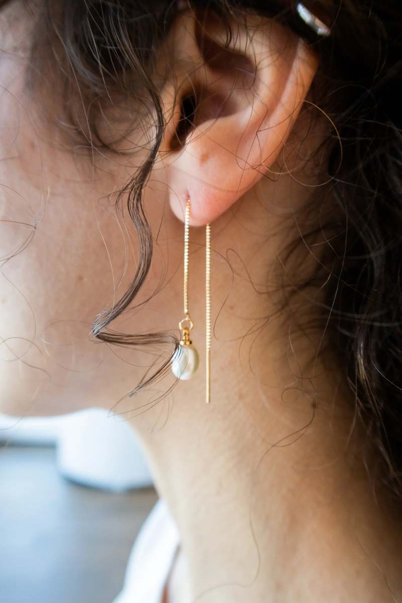 seree Lilith Pearl Thread Earrings