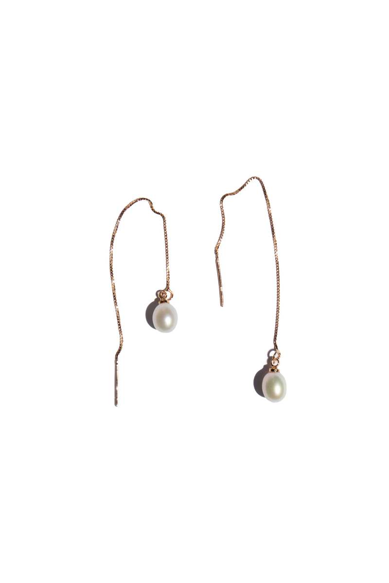 seree Lilith Pearl Thread Earrings