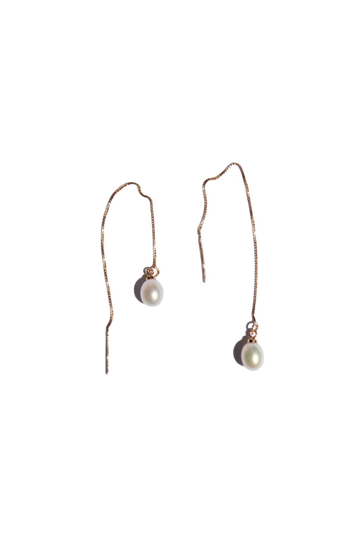 seree Lilith Pearl Thread Earrings - Image 6 of 6