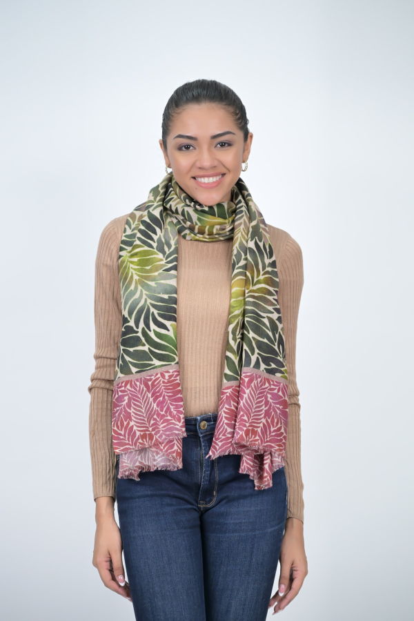 Vismaya Fern Wool Twill Scarf - Moss Green