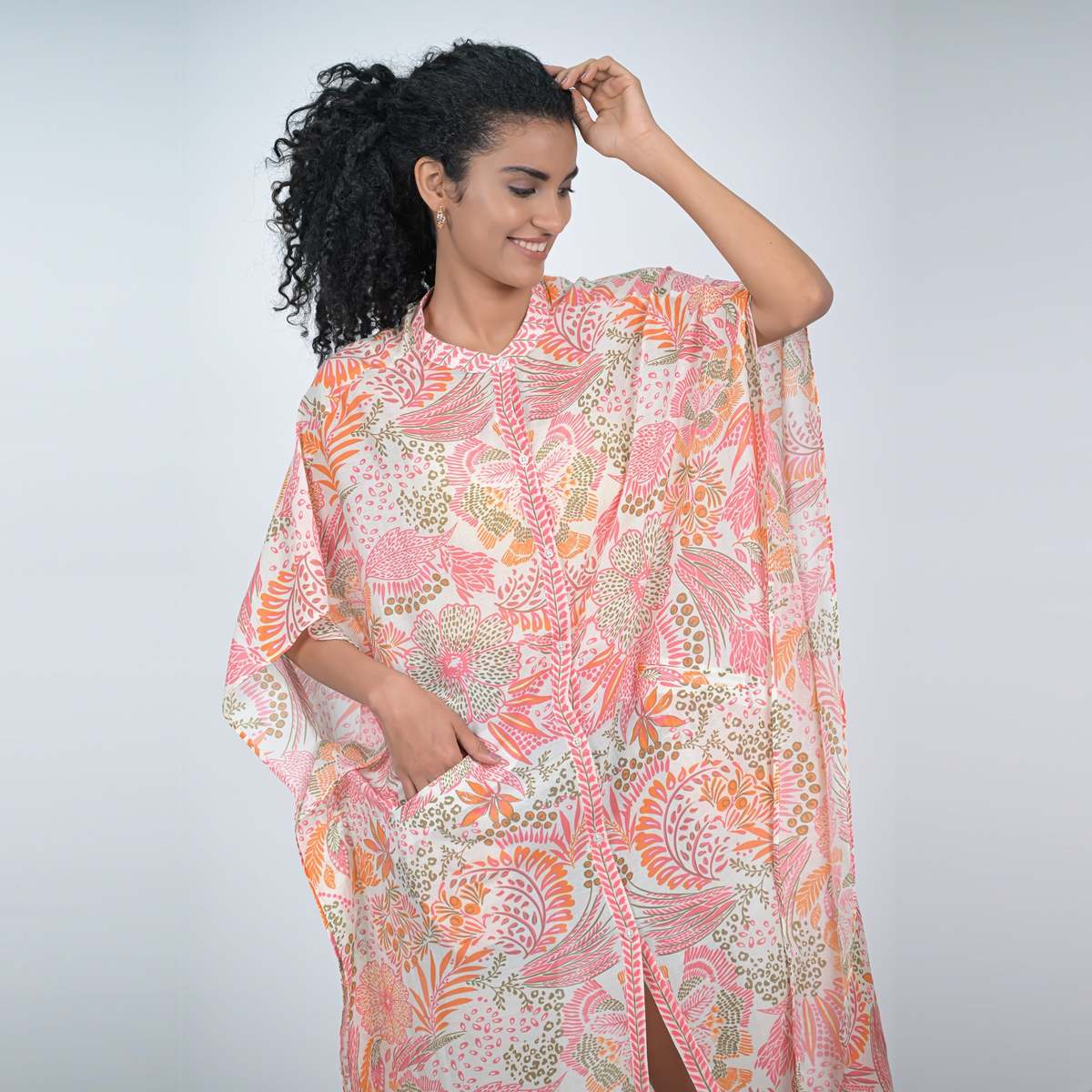 Vismaya Floret Caftan - Pink - Image 4 of 5