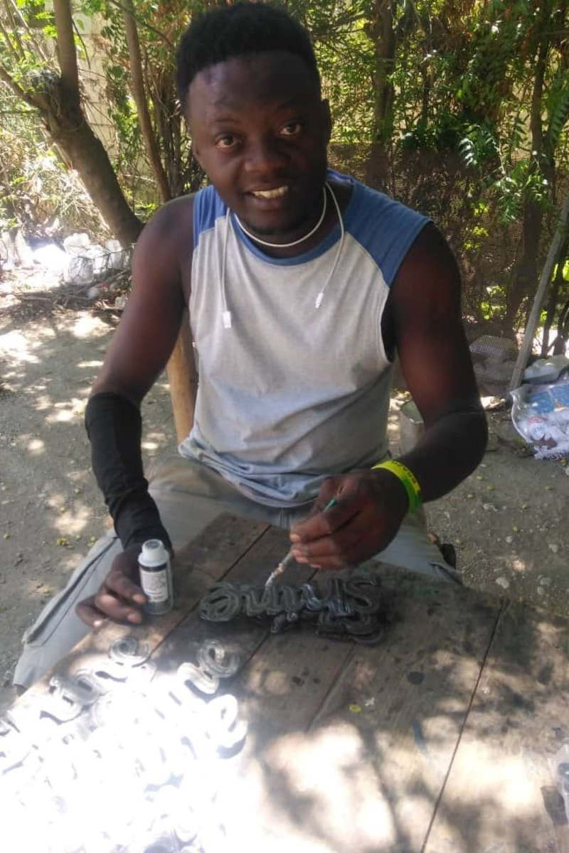 Vi Bella Hope Standing Metal Art