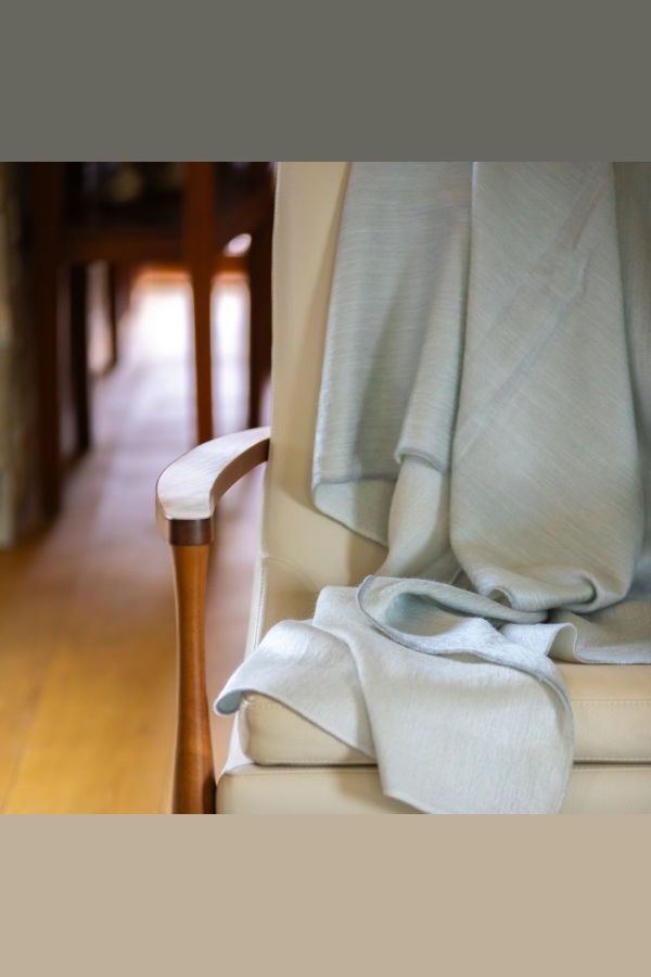 Purple Nest Design Kani Collection Reversible Throw Blanket