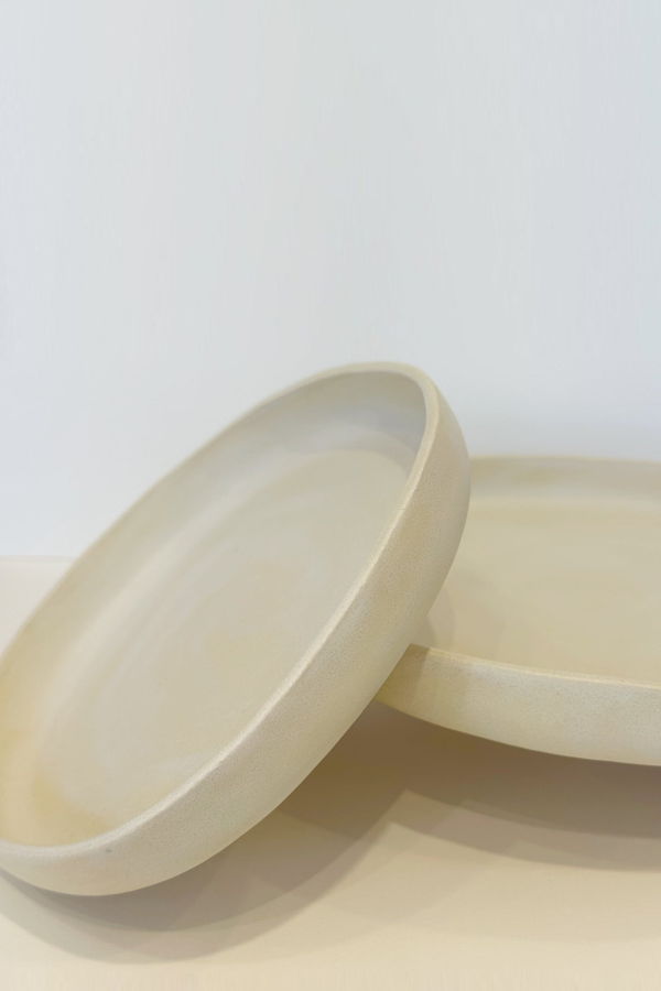 Mikkarbo Large Plate - White Cloud