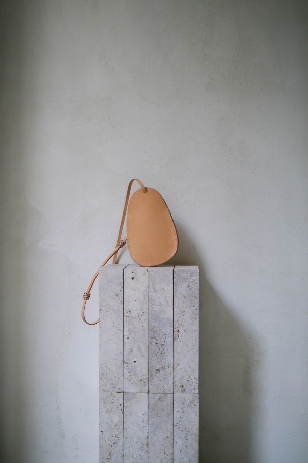 Kamaro'an Pebble Pouch Bag