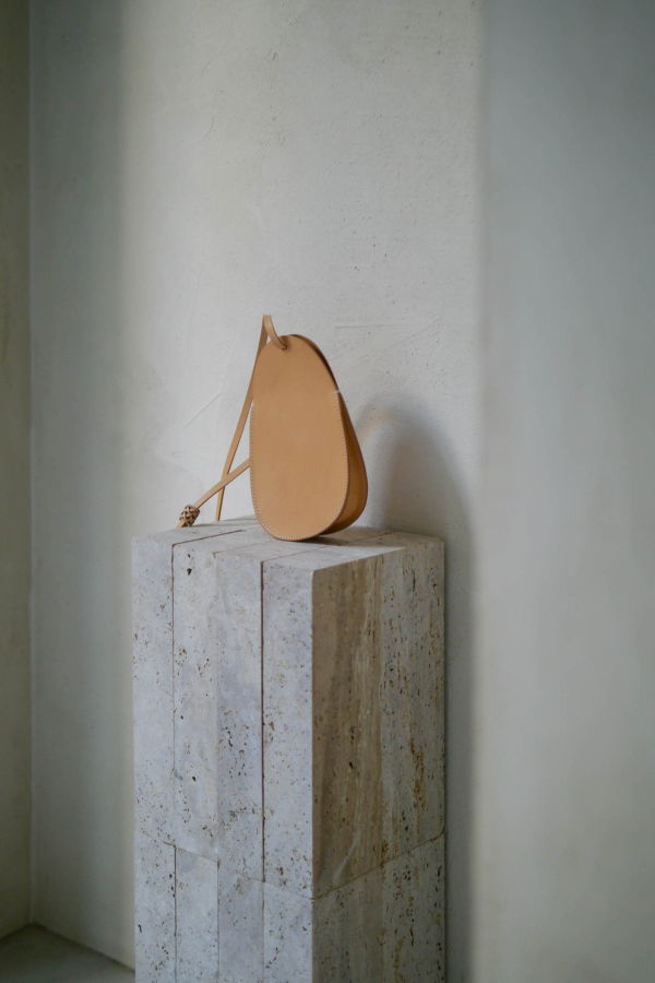 Kamaro'an Pebble Pouch Bag