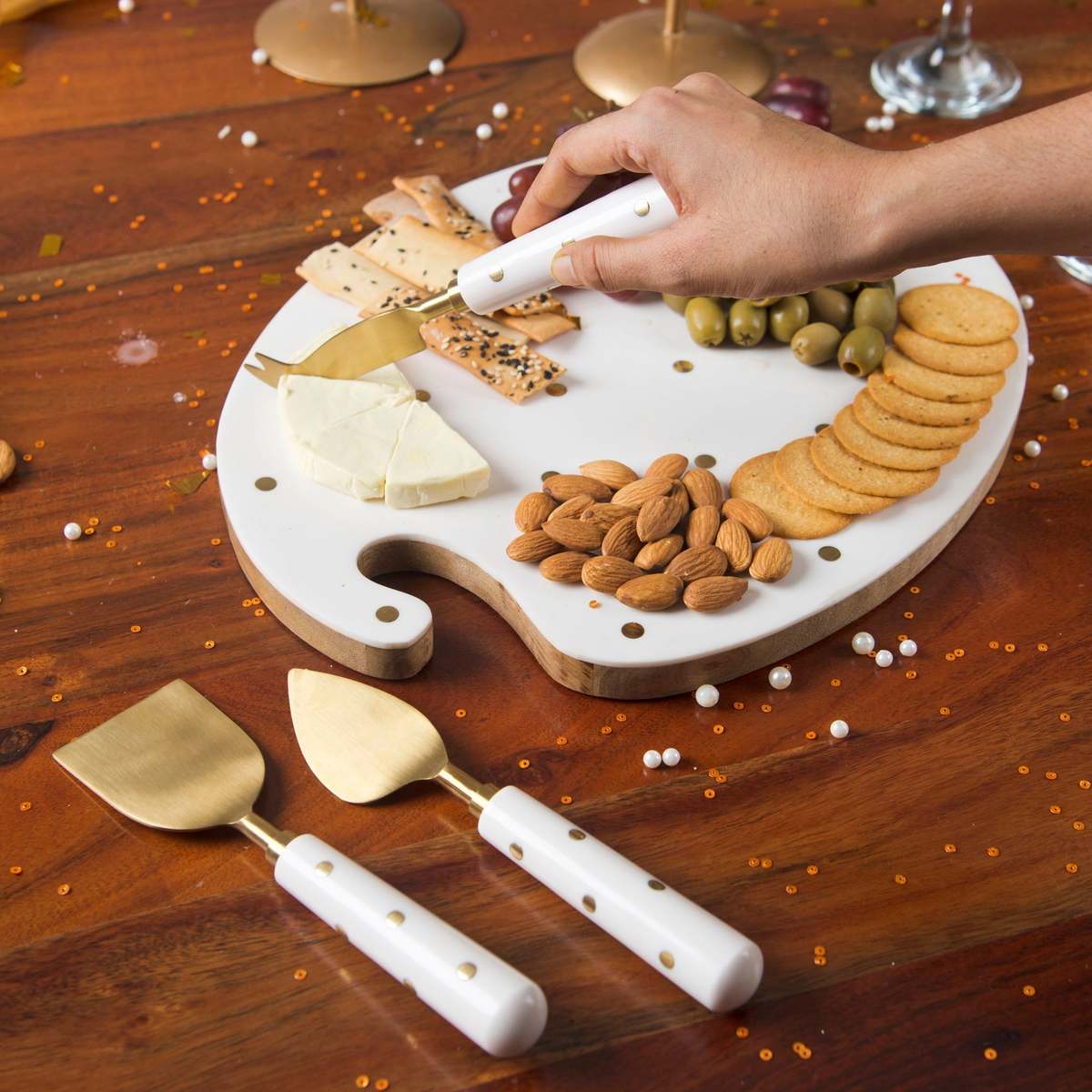 Mela Artisans Sitara Cheese Server Set - Image 4 of 4