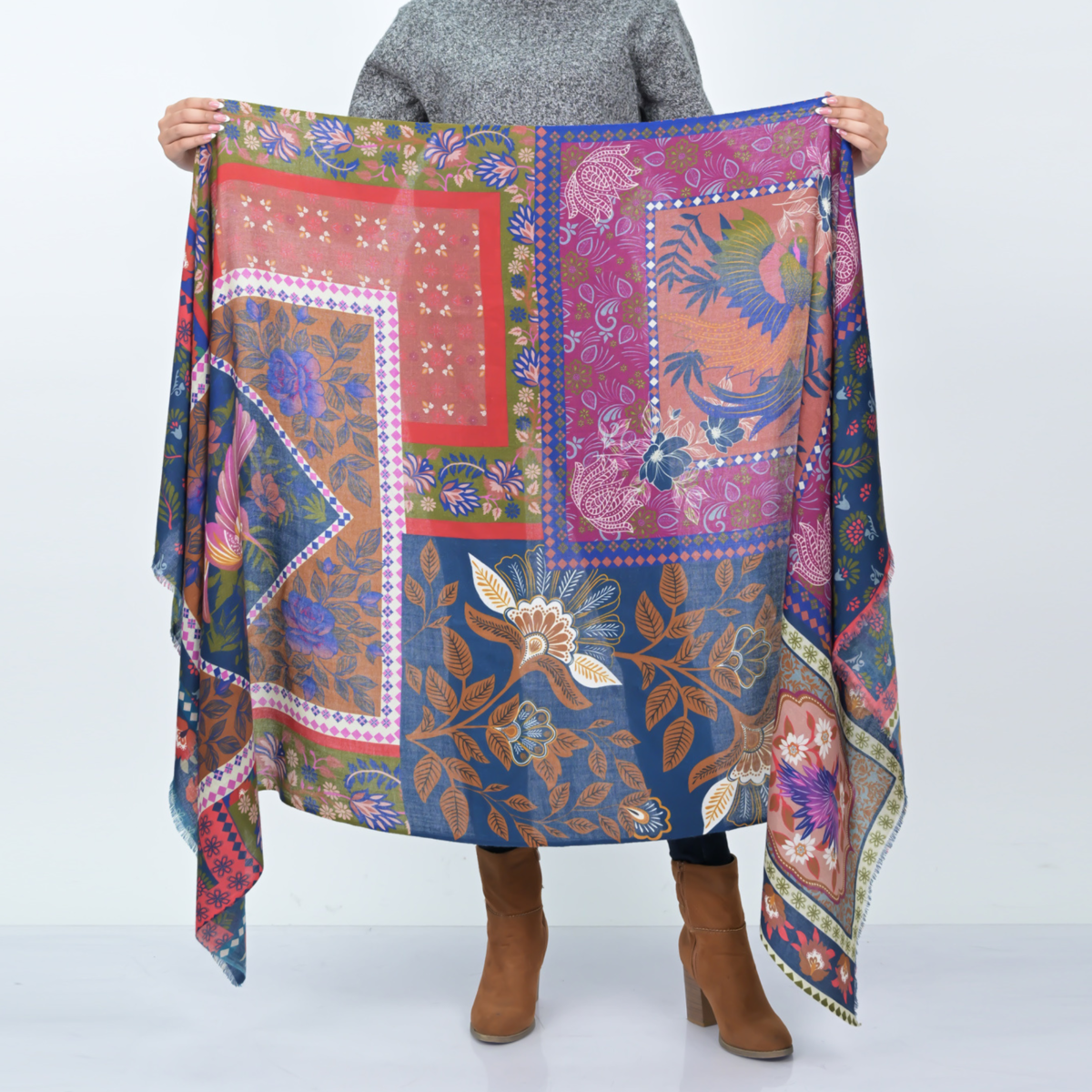 Vismaya Songbird Rectangle Wool Scarf - Blue Red - Image 5 of 5