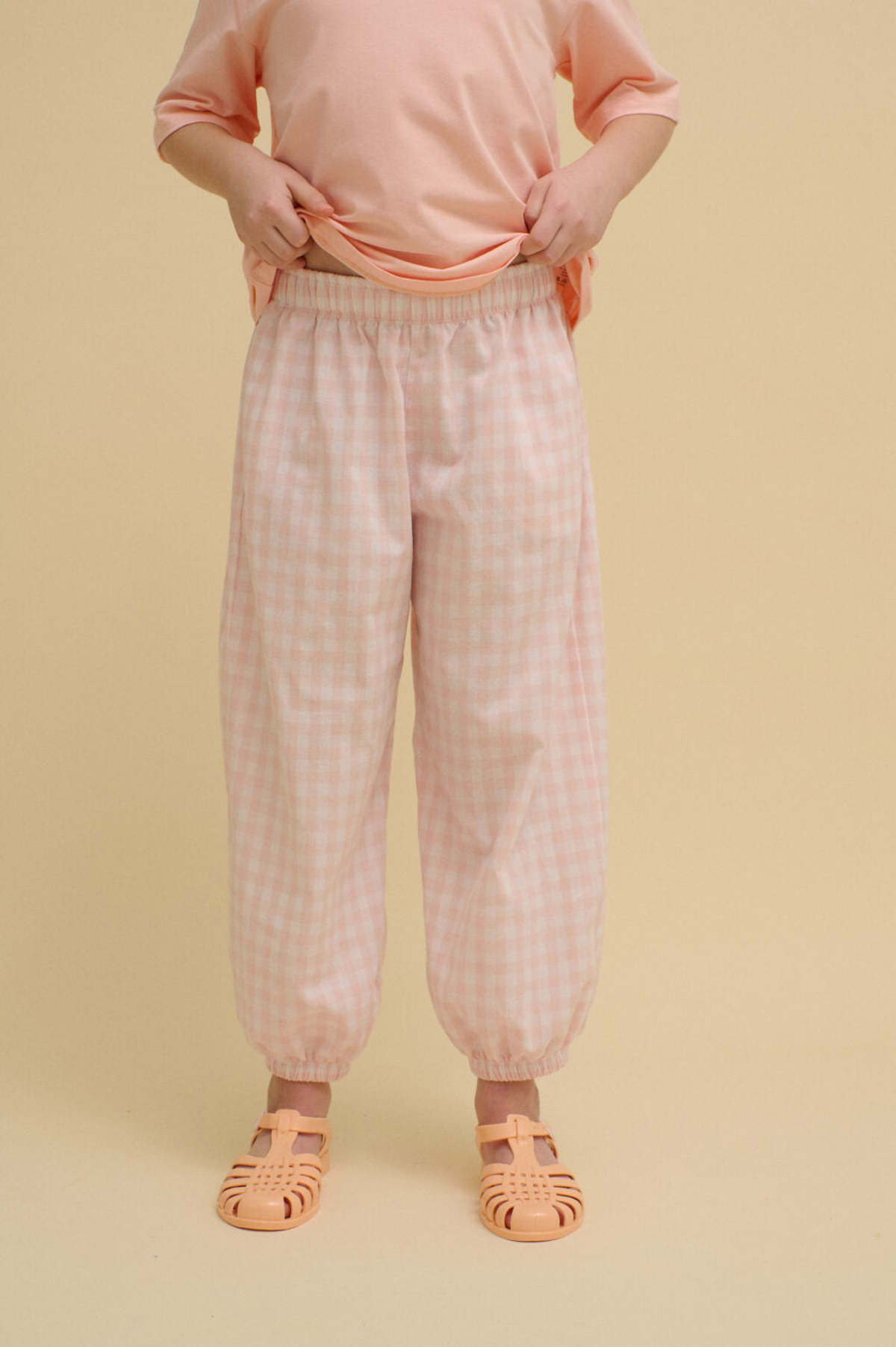 KIDS OXOX Club Pink Checkered Balloon Pants - Image 2 of 4