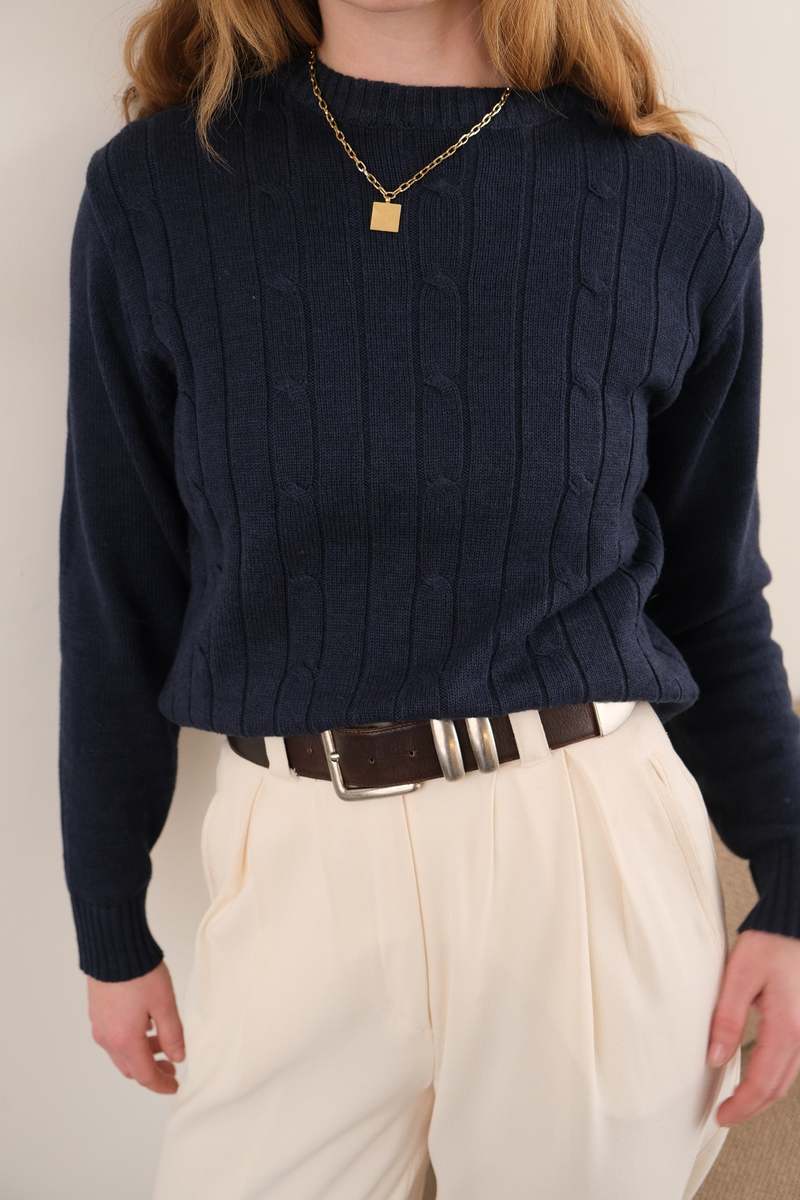 Hermine Vintage Midnight Oscar De La Renta Cotton Blend Cable Knit Long-Sleeve Sweater - Navy