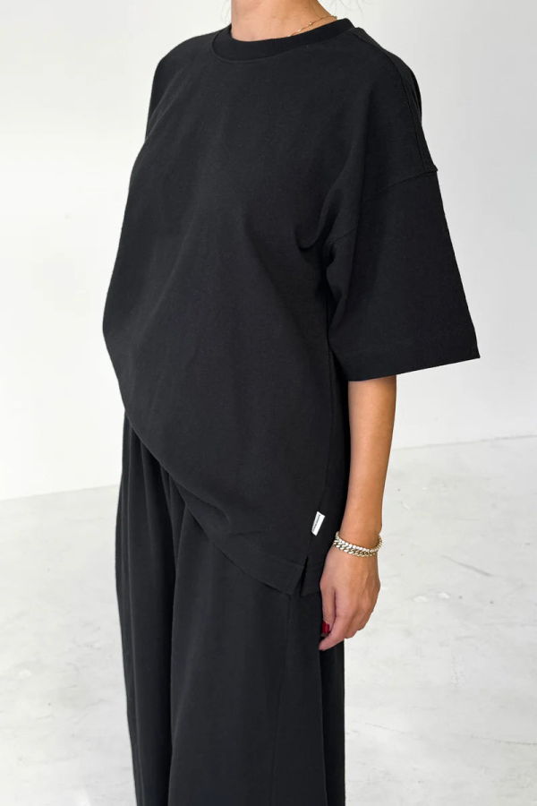 Le Bon Shoppe Jayden Tee - Black