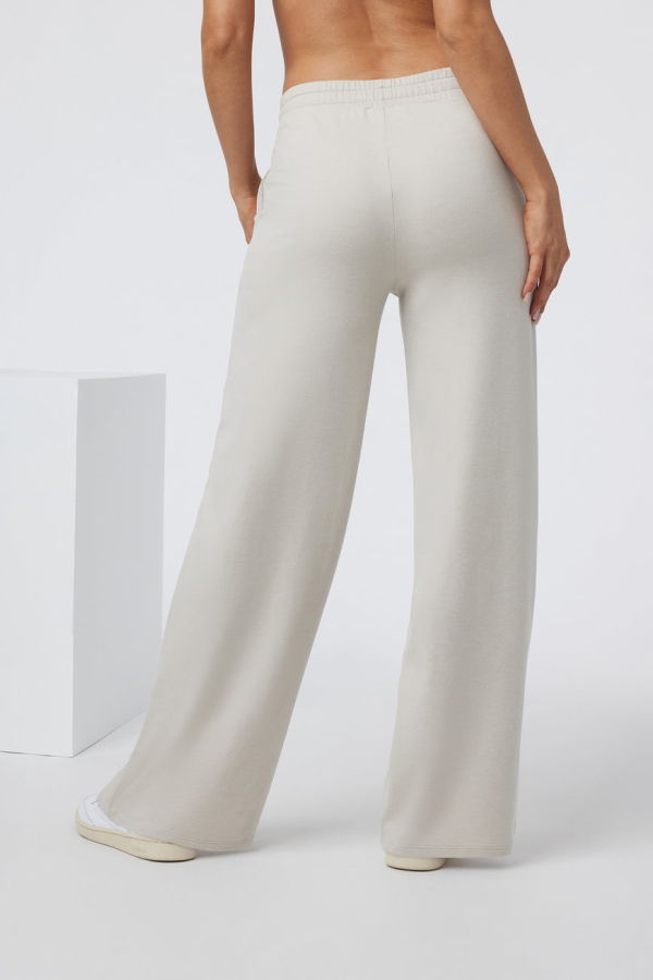 Vuori Halo Essential Pant - Ecru