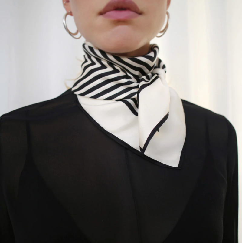 lescarf No.1 65cm Scarf