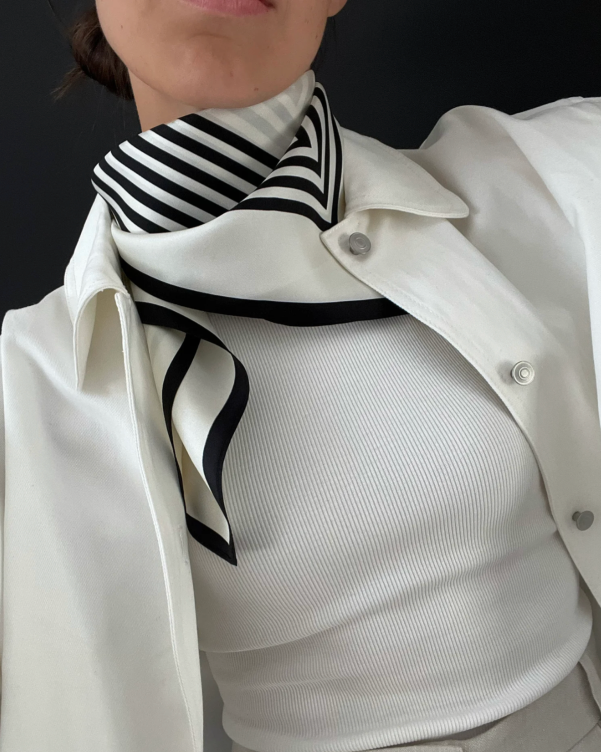 lescarf No.1 65cm Scarf - Image 5 of 7