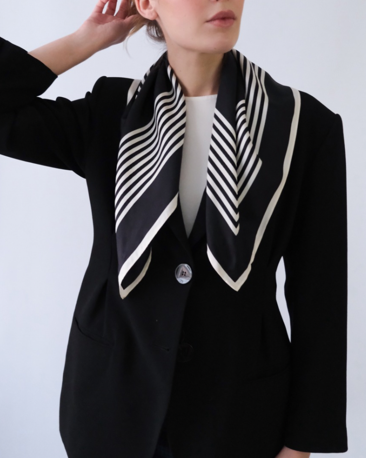 lescarf No. 2 Scarf - Image 2 of 6