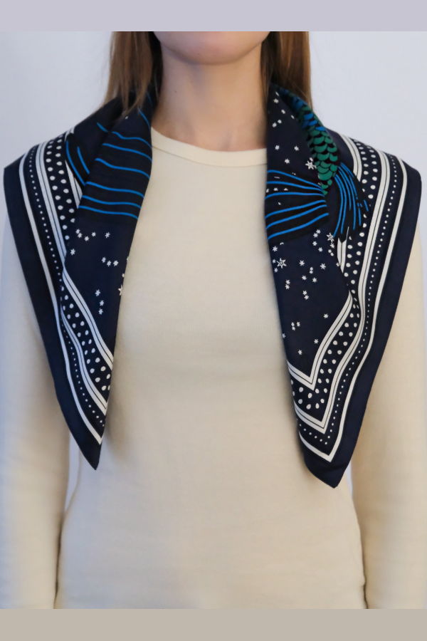 lescarf Zodiac Pisces 65 cm Scarf