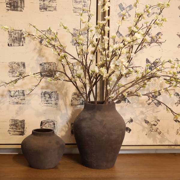 Dovetail Furniture Selene Medium Outdoor Vase