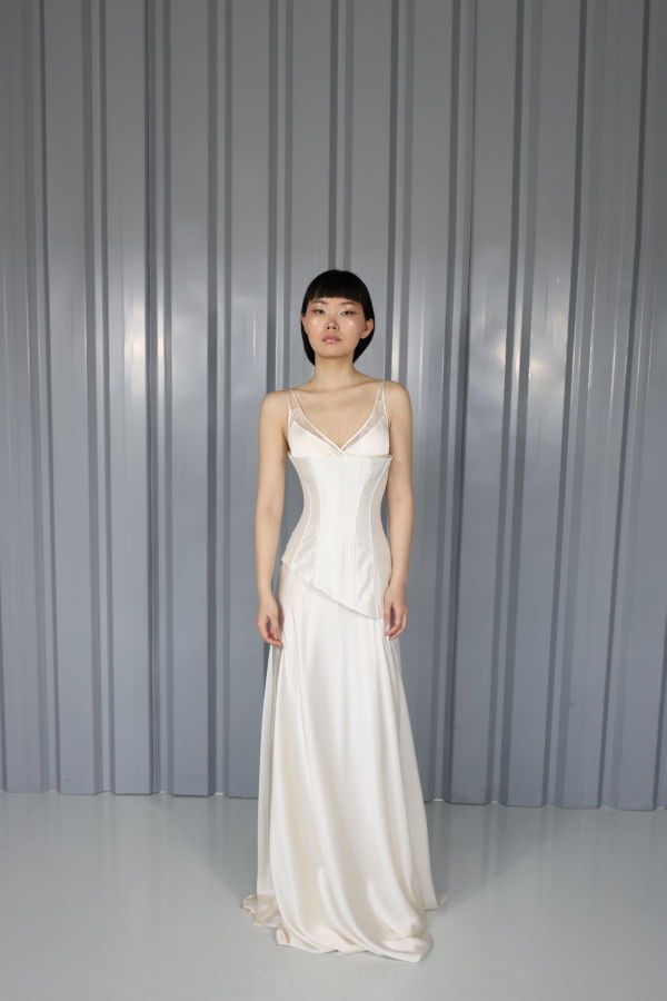 Maet Oneiro Wedding Dress