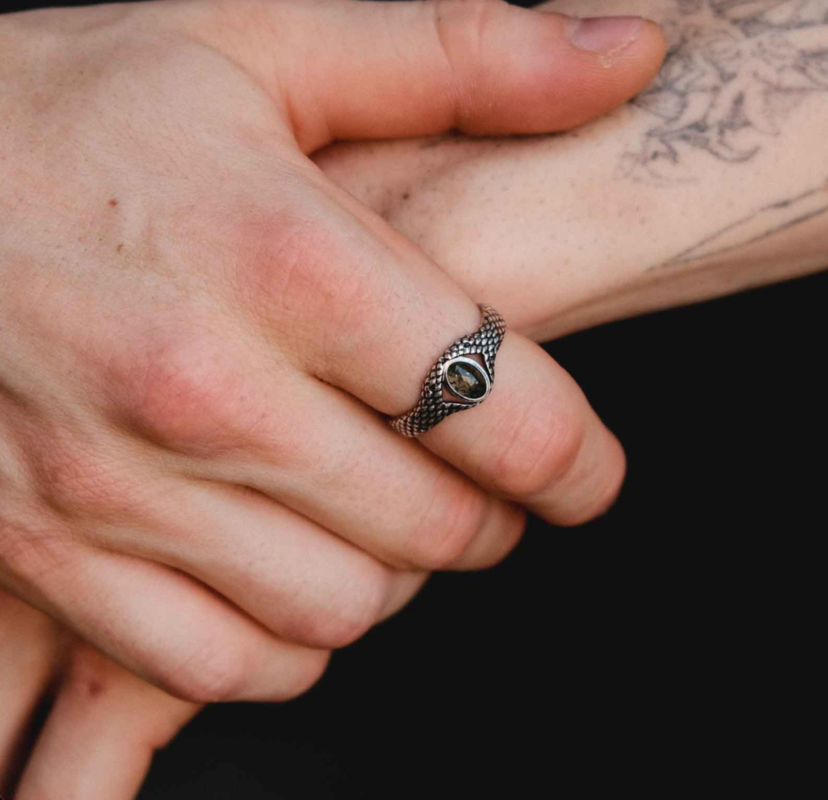 SUE THE BOY Snake Run Ring - Image 4 of 4