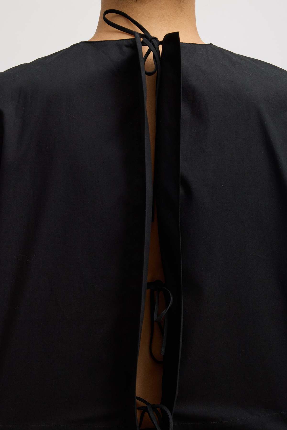 Tibi Compact Eco Poplin Cropped Square Top - Image 8 of 8