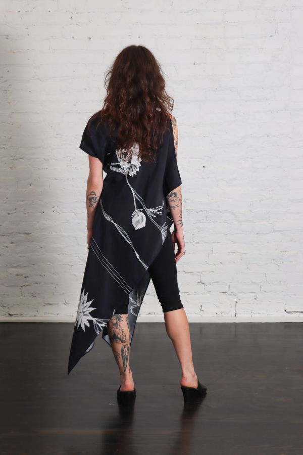 Shwetambari Nice Top in Gulmohar Black & White Print Top