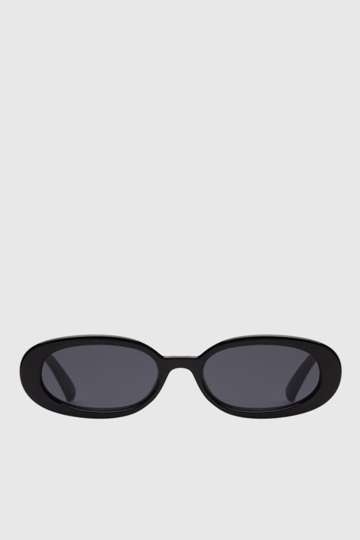 Le Specs UNFAITHFUL | BLACK SMOKE MONO Le Specs | Work It! | Black & Smoke Mono Lens Sunglasses  main image 3