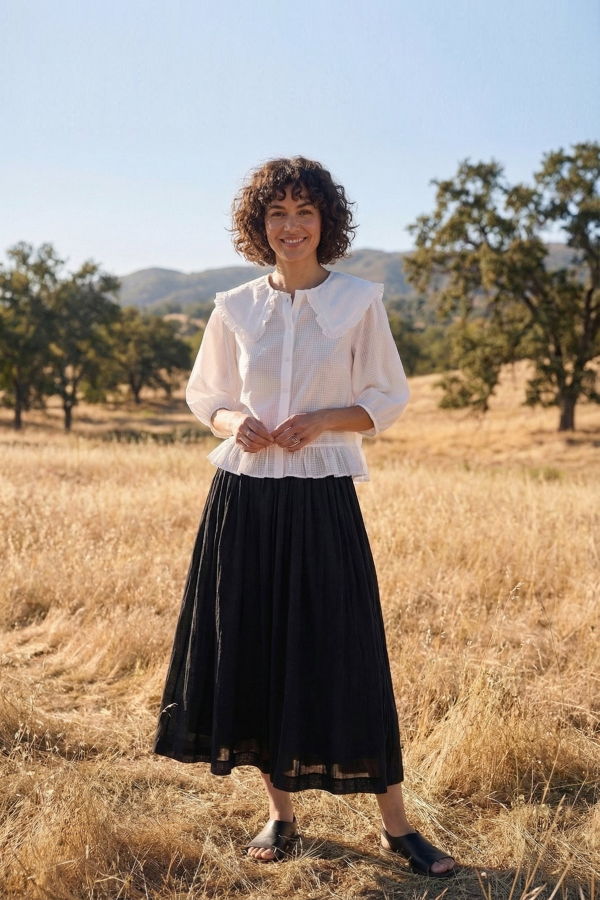 World of Crow Classic Pull-on Skirt - Black