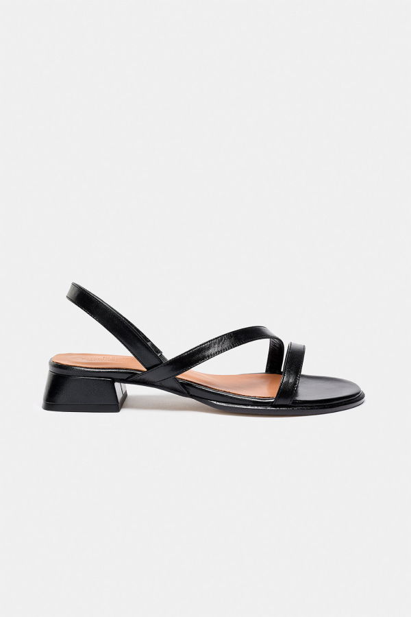 Naguisa Laredo Sandals